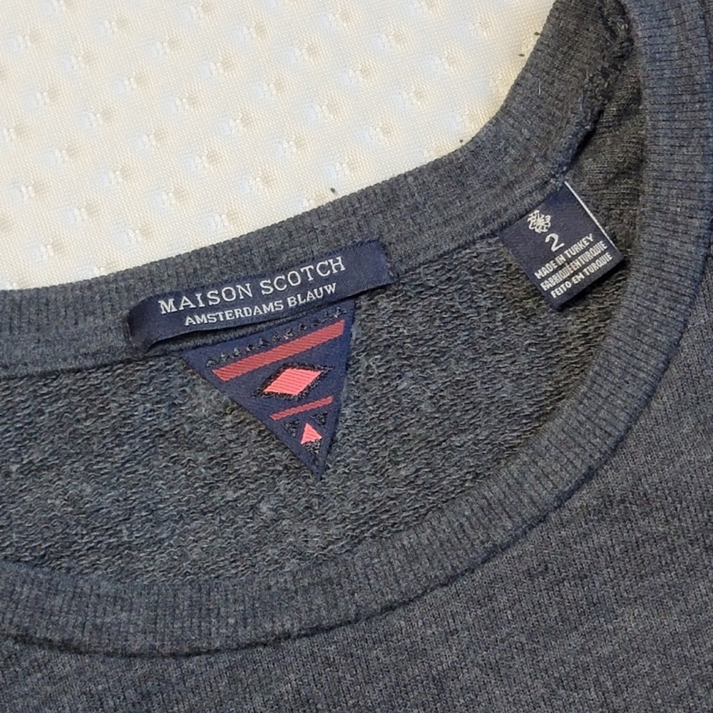 ✨2xHOST PICK✨Maison Scotch Rebels Love Dean Sweater - Picture 4 of 6